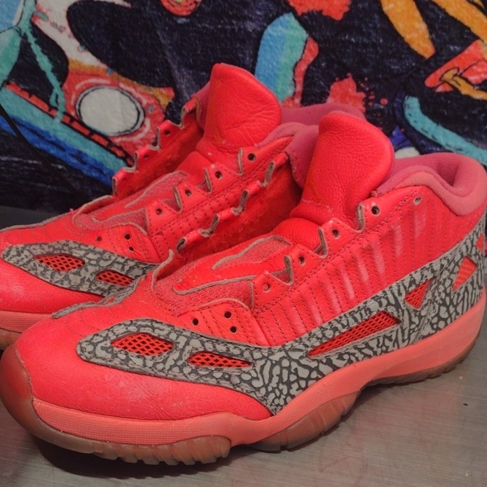 Air Jordan XI retro Low IE